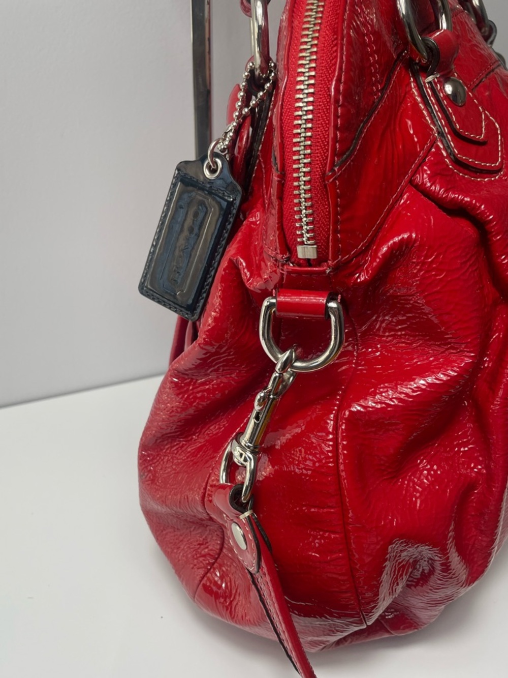 Coach Poppy RARE Flower Applique Patent Leather Bucket Bag - Picture 7 of 14